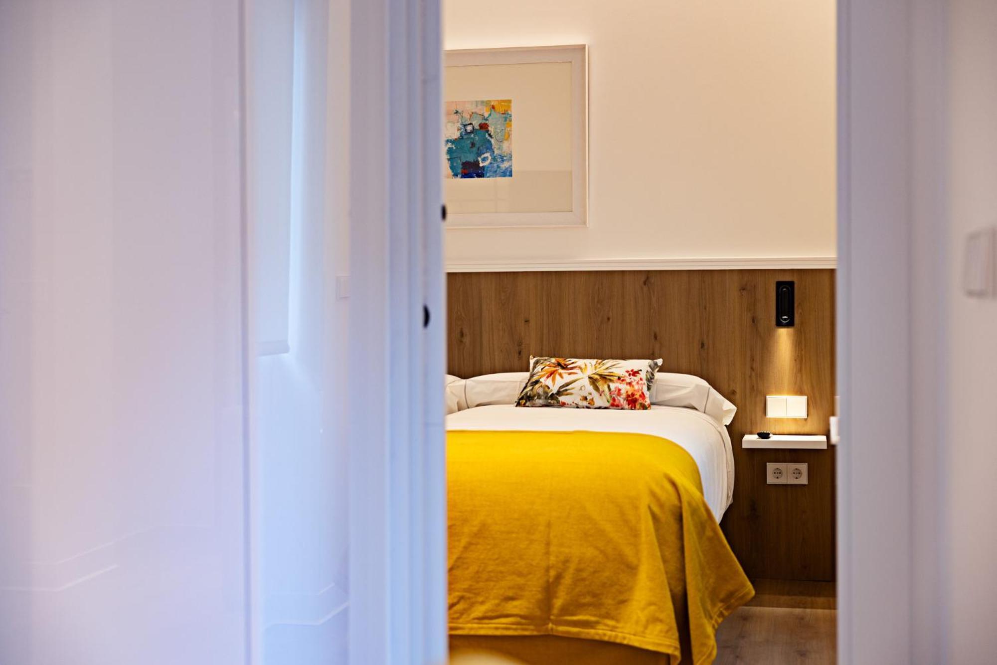 Hostal Paris Valladolid Luaran gambar