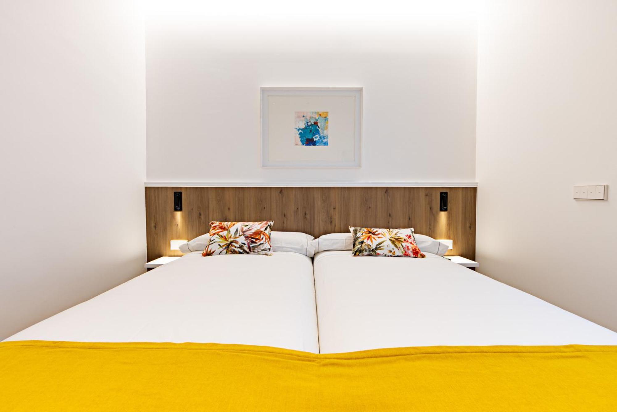 Hostal Paris Valladolid Luaran gambar