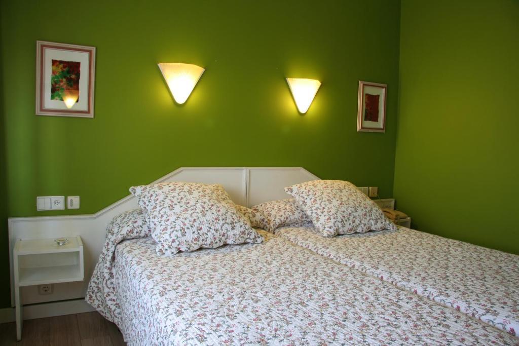 Hostal Paris Valladolid Bilik gambar